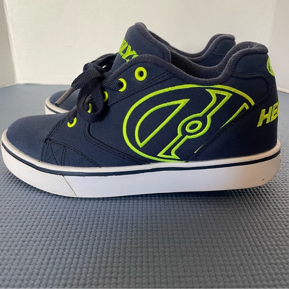 Heelys roller skate shoes - Picture 5 of 9